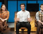 Merrily We Roll Along: il musical con Jonathan Groff e Daniel Radcliffe sarà proiettato nei cinema