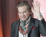 Hollywood piange Val Kilmer, da Michael Mann a Josh Brolin: 'Era un attore brillante e un brav'uomo'