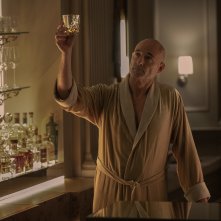 Nove perfetti sconosciuti: Mark Strong nella seconda stagione