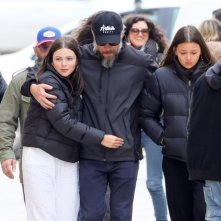 Matt Damon e le figlie a Favignana in una pausa dal set di The Odyssey