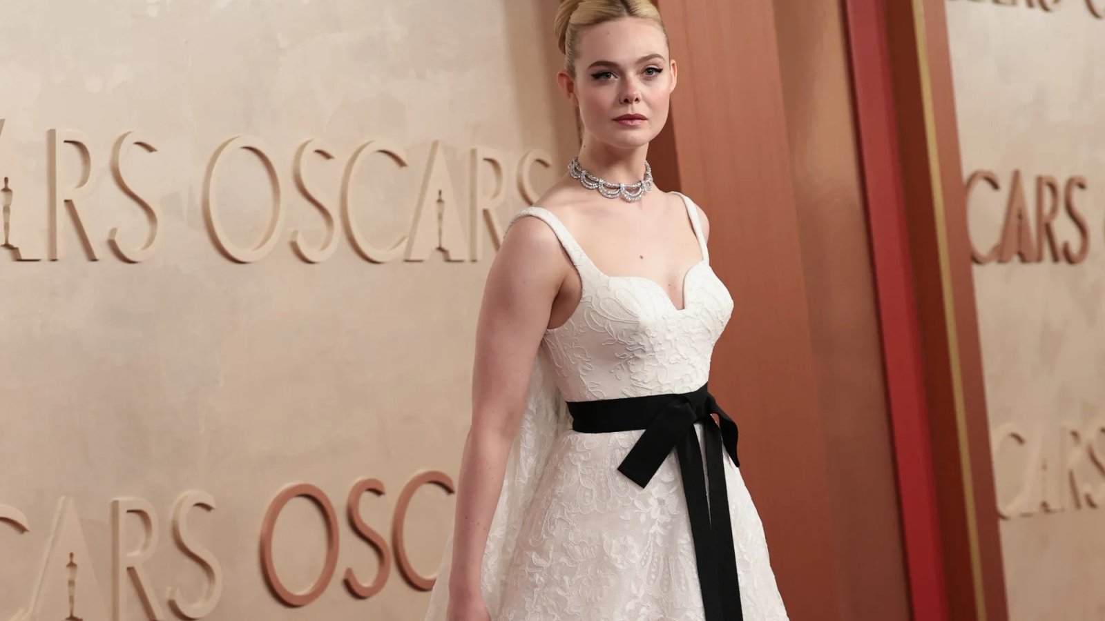 Elle Fanning alla Notte degli Oscar