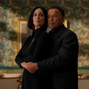 FUBAR: Carrie-Anne Moss e Arnolds Schwarzenegger insieme