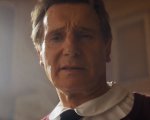 Una pallottola spuntata: Liam Neeson usa un bizzarro travestimento nel primo trailer del reboot