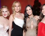 Rumer Willis: “Dormo ancora con mamma Demi Moore. Io e le mie sorelle facciamo il bagno insieme”