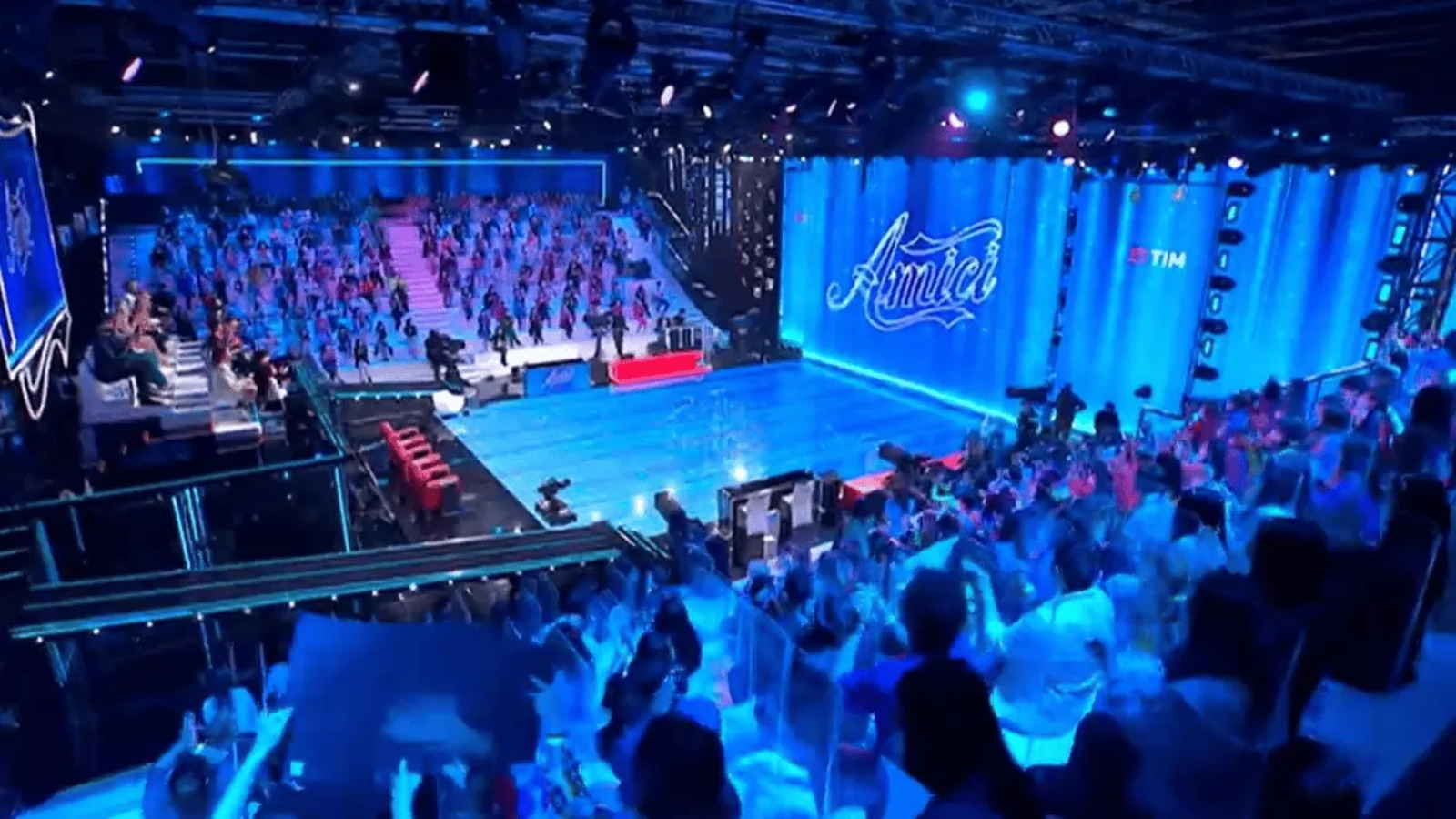 Amici, le anticipazioni del tezo serale di sabato 5 aprile 2025