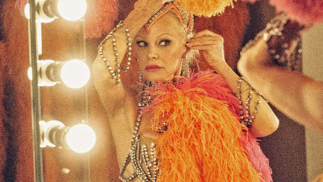 Pamela Anderson in una scena di The Last Showgirl