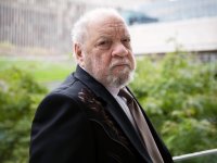 Paul Schrader accusato di molestie sessuali: l'ex assistente denuncia aggressioni durante il lavoro