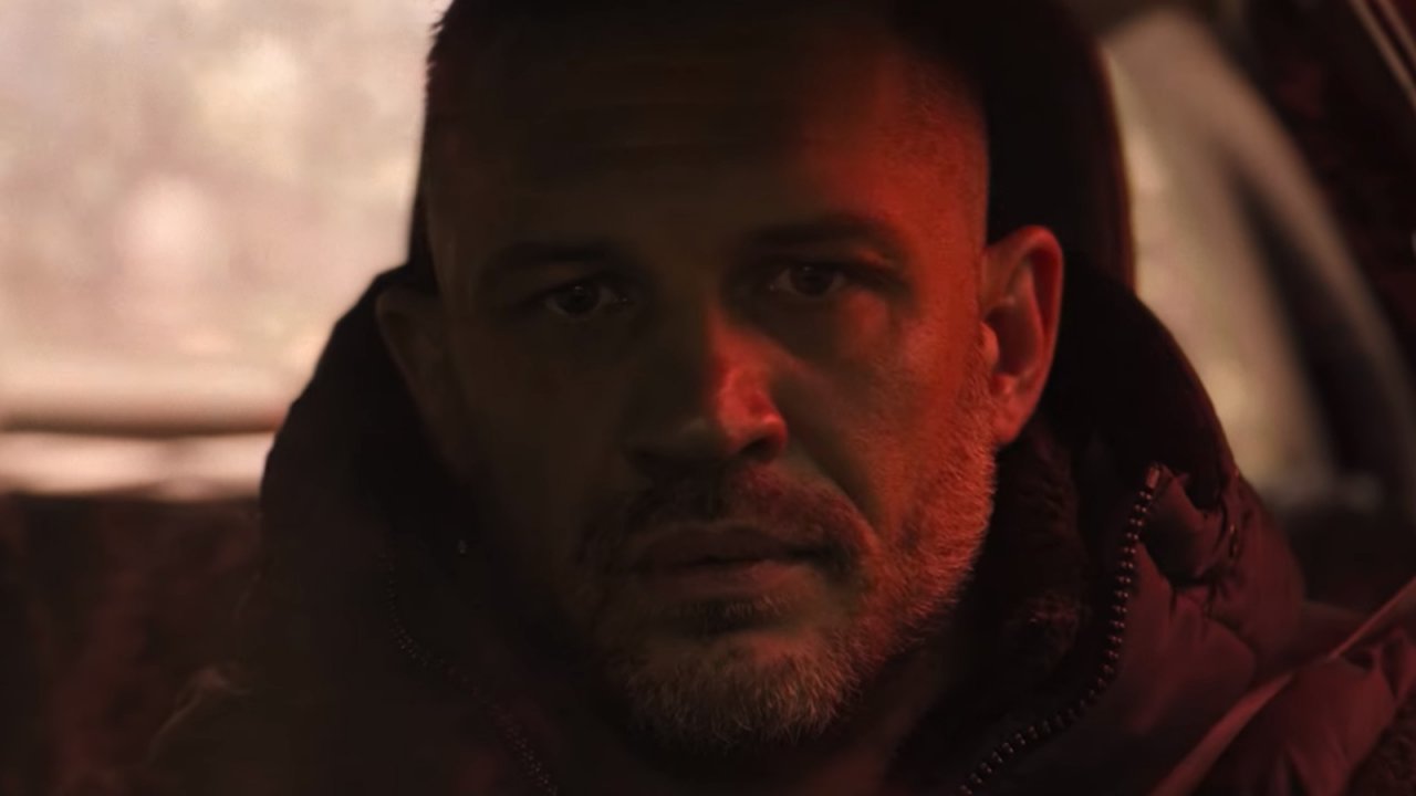 Tom Hardy impegnato in una fuga e scontri mortali nel trailer di Havoc