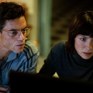 Operazione Vendetta: Rami Malek e Julianne Nicholson in una foto