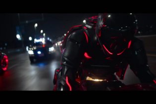 Tron: Ares - Trailer italiano del sequel Disney con Jared Leto e Jeff Bridges