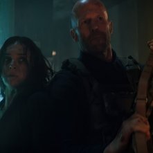 A Working Man: Arianna Rivas e Jason Statham in una scena action