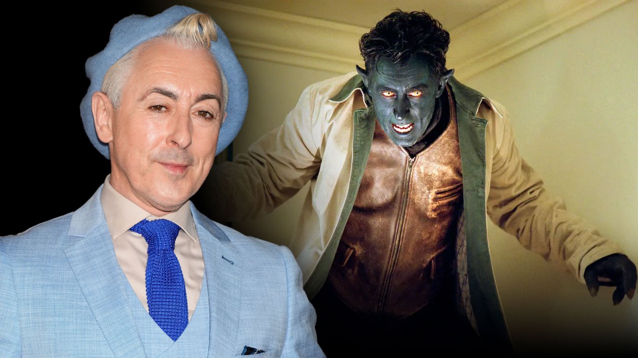 Alan Cumming con un'immagine di Nightcrawler in X-Men 2 a destra
