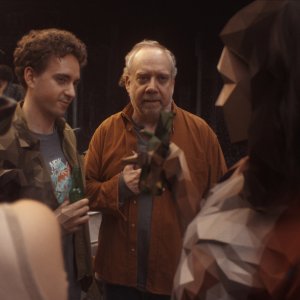 Black Mirror. Paul Giamatti nell'episodio 'Eulogy' della settima stagione.