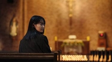 Karma Scena Chiesa Serie Tv Netflix