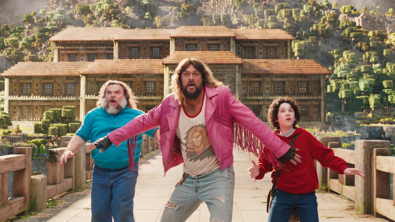 Un film Minecraft: Jack Black e Jason Momoa in una scena del film