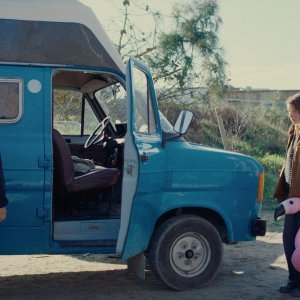 Paternal Leave: Luca Marinelli e l'esordiente Juli Grabenhenrich in una scena