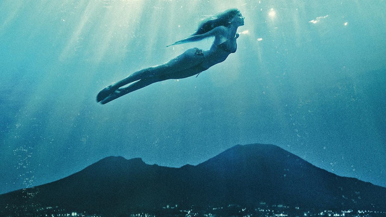 Celeste Dalla Porta in una scena di Parthenope