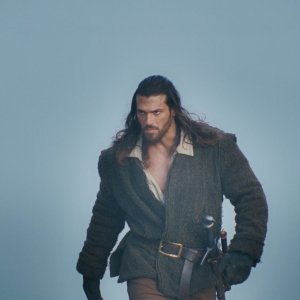Can Yaman nella serie Il Turco
