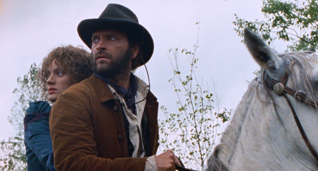 Alessandro Borghi: "Il mio cowboy in Testa o croce? Un meraviglioso scemo"