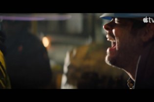 Murderbot - Trailer italiano della serie sci-fi Apple TV+ con Alexander Skarsgård