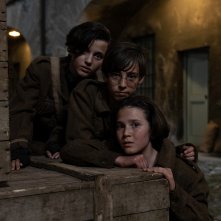 Fuochi d'artificio. I ragazzini in una scena della serie