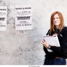 Fuochi d'artificio. Susanna Nicchiarelli sul set della serie.