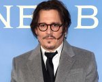 Johnny Depp quasi irriconoscibile sul set di Day Drinker, ecco la prima foto dal set del film di Marc Webb