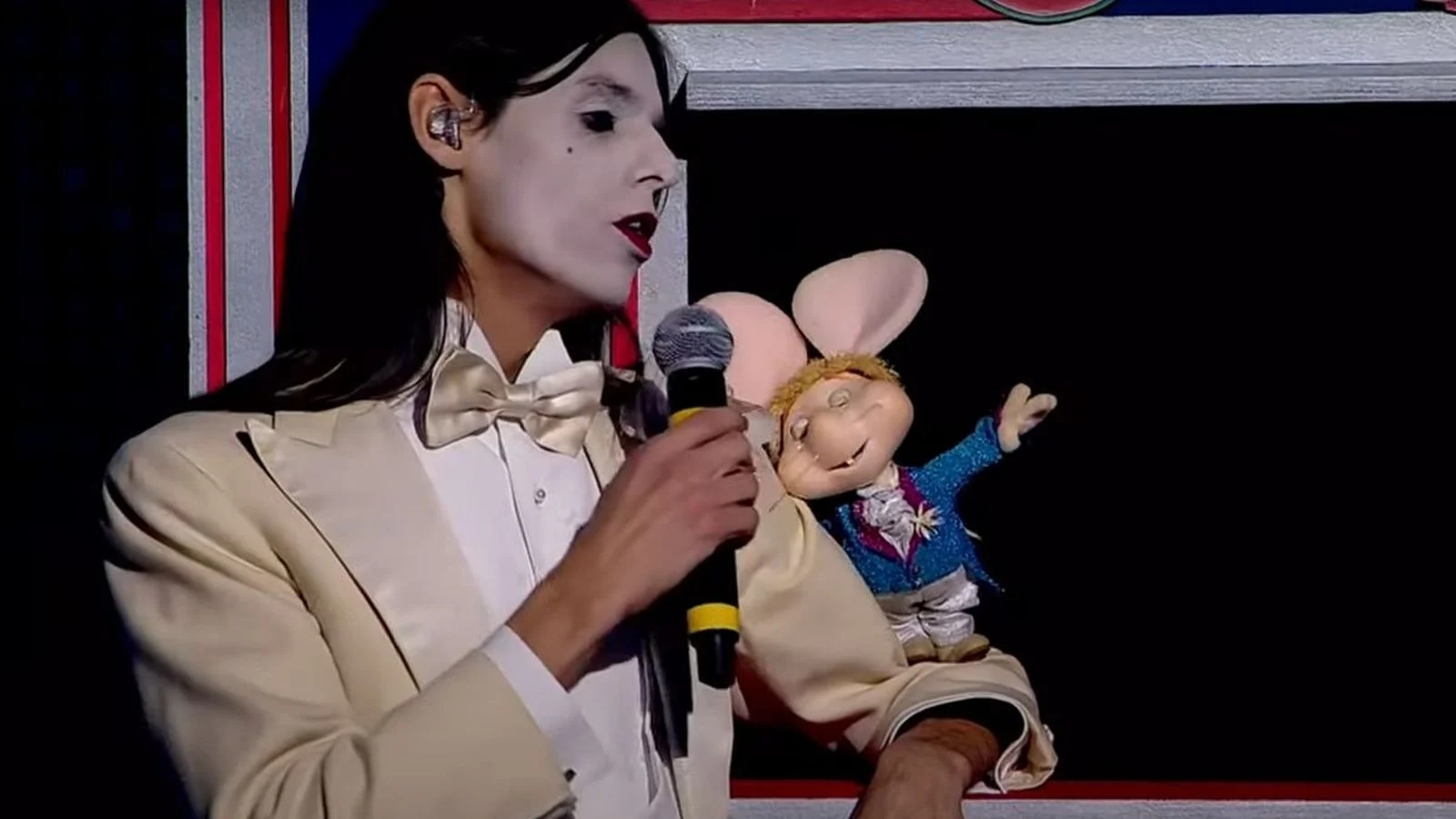 Lucio Corsi e Topo Gigio