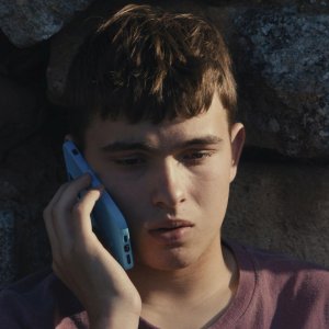 Enzo: Eloy Pohu al telefono