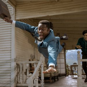 Government Cheese. David Oyelowo e Louis Cancelm in una scena della serie.