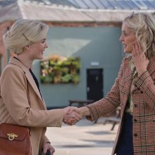 The Stolen Girl: Holliday Grainger convince Denise Gough a lasciarle la figlia per la notte