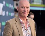 Michael Keaton si unisce a Robert De Niro nel cast del thriller Netflix The Whisper Man
