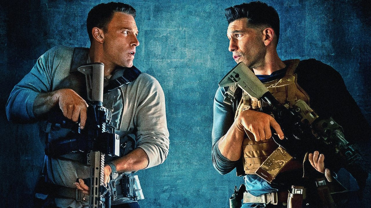 Ben Affleck e Jon Bernthal in scena