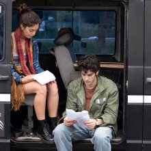 L'amore, in teoria: Nicolas Maupas con Martina Gatti in una scena