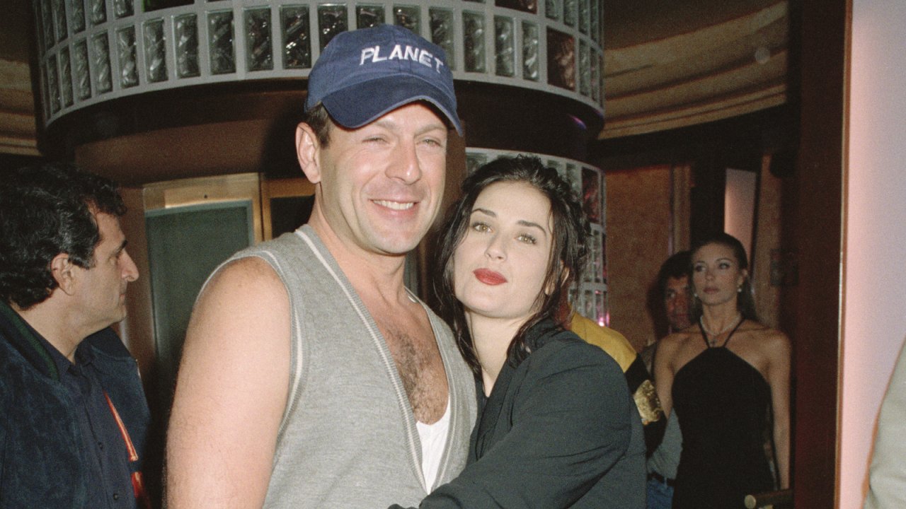 Bruce Willis: Demi Moore riflette sul loro rapporto mentre l'attore lotta contro la demenza frontotemporale