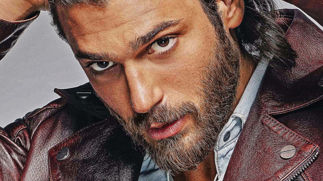 Can Yaman nei panni di Hasan Balaban nella miniserie storica Il Turco