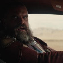 Thunderbolts*: David Harbour al volante in una scena