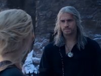 The Witcher 4: nuove foto dal set svelano il Geralt di Rivia di Liam Hemsworth nella serie Netflix