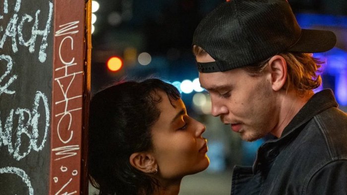Caught Stealing: Austin Butler, Zoe Kravitz e Matt Smith nelle foto del film di Aronofsky