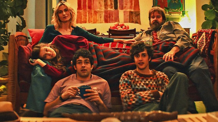 Storia di una notte, recensione: un rigoroso saggio sul dolore all'interno della famiglia