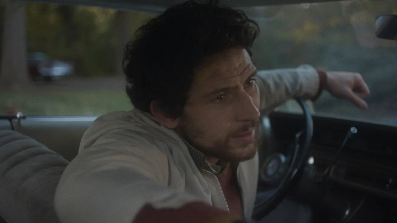 Una foto di Josh O'Connor