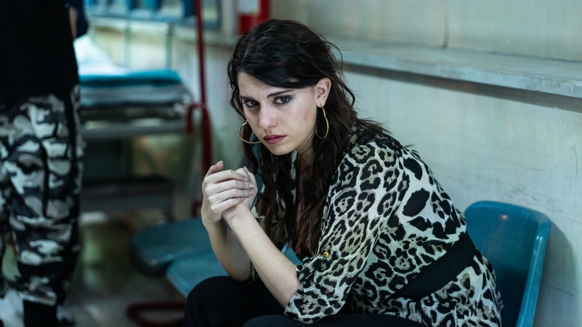 mare fuori 5 gli episodi 8 e 9 stasera su rai 2 l amaro addio a un amato personaggio