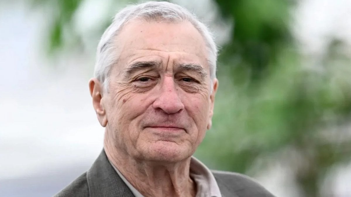 Robert De Niro reagisce al coming out della figlia trans: "La amo e la sostengo" Robert De Niro reagisce al coming out della figlia trans: "La amo e la sostengo"