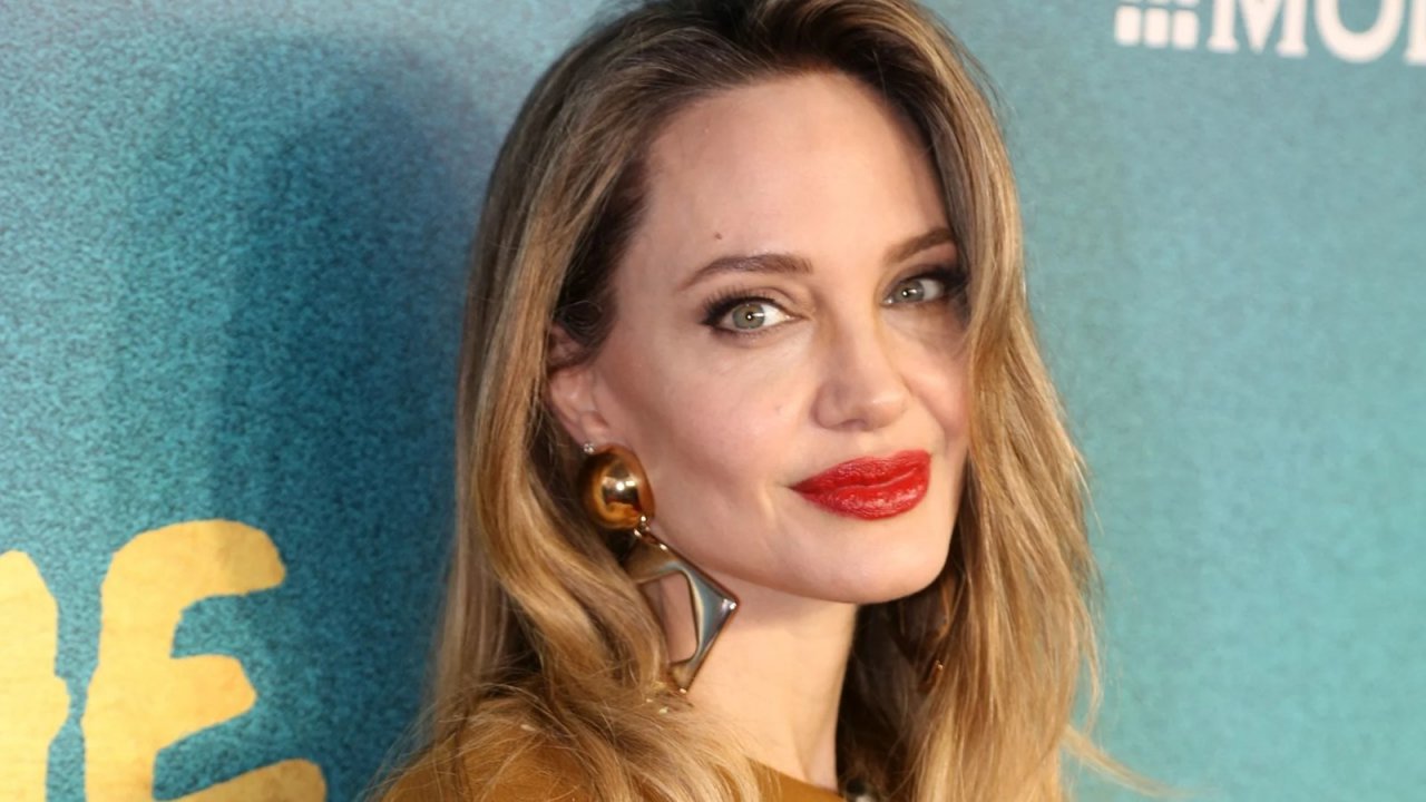 Una foto di Angelina Jolie
