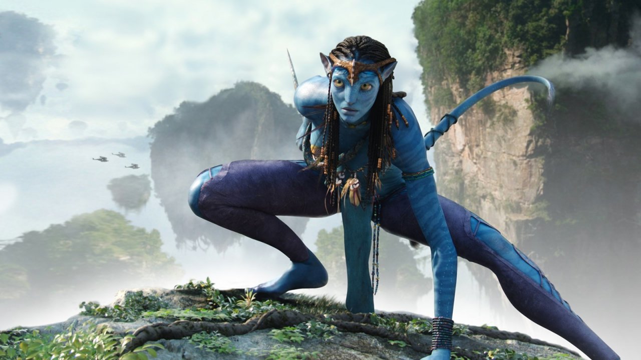 Avatar: Fuoco e cenere, Zoe Saldana ritratta nella nuova foto del film e qualche spoiler su Neytiri