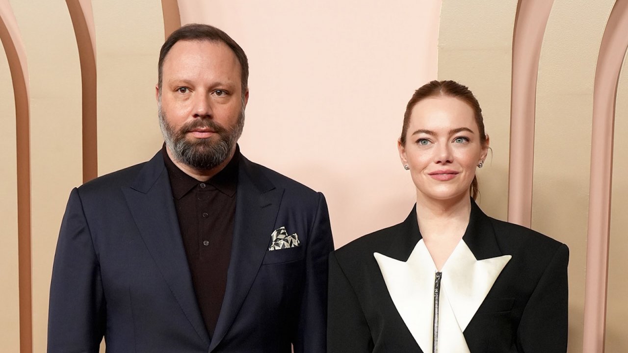 Yorgos Lanthimos e Emma Stone agli Oscar 2024