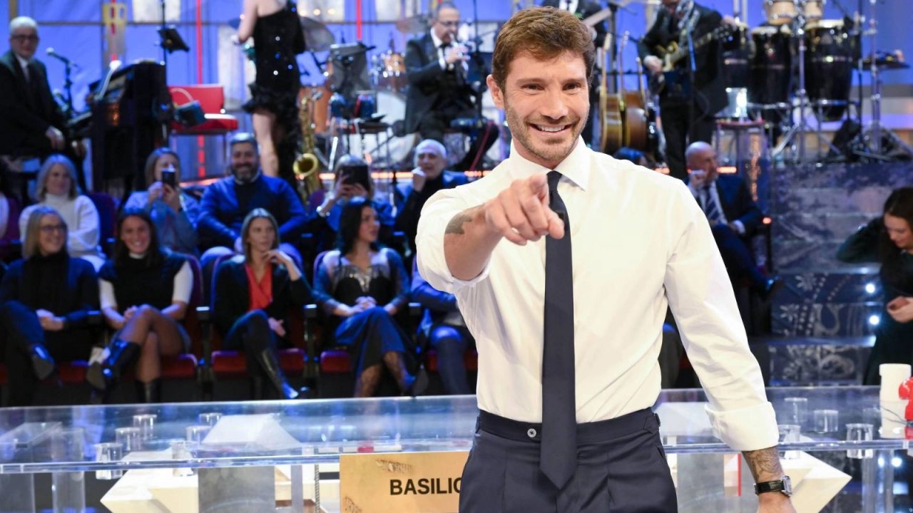 Affari tuoi Speciale Stefano De Martino
