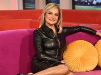 L'Isola dei Famosi 2025: a Simona Ventura il ritorno a Mediaset costa un taglio ai compensi Rai