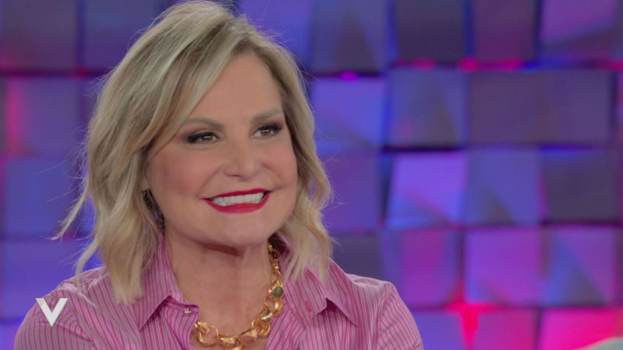 Simona Ventura a Verissimo risponde all'ex Bettarini sulla questione figli e nuovo matrimonio