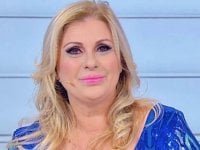 Uomini e Donne anticipazioni: Gianmarco sceglierà nella prossima registrazione, Tina fa piangere Marina